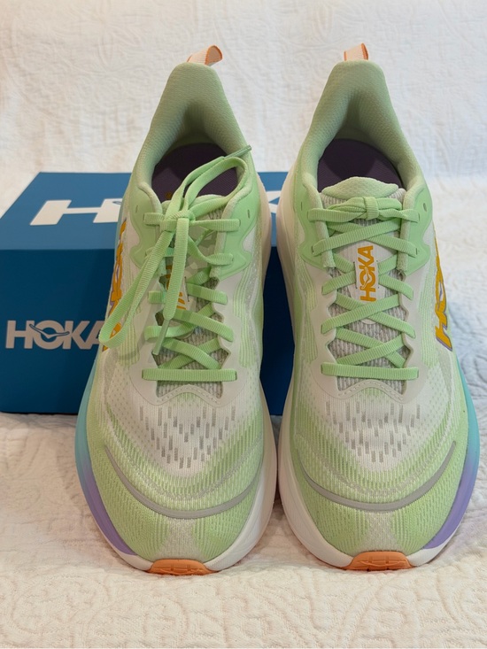 Hoka Shoes - Hoka Women's Skyflow Light Green & Lavender Running Shoes with Yellow Logo